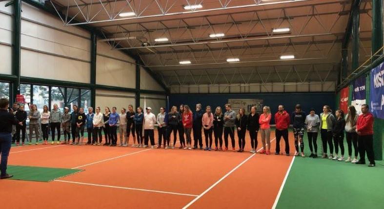 Dziewczęta z Sopot Tenis Klubu walczą o medale DMP Kobiet.